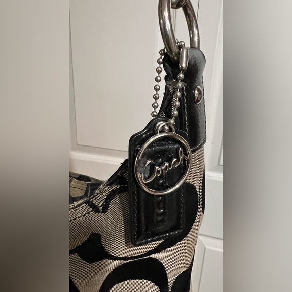 Coach Signature Vintage Black and Tan Leather Trim Crossbody Bag! #M1271-F17491. - Picture 11 of 16